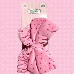 The Vintage Cosmetic Company Hattie Makeup Headband Pink Bow W lighter Pink BNOC